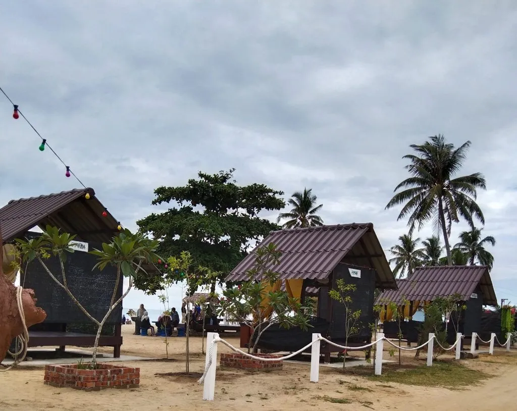 Gazebo Pantai Tapang
